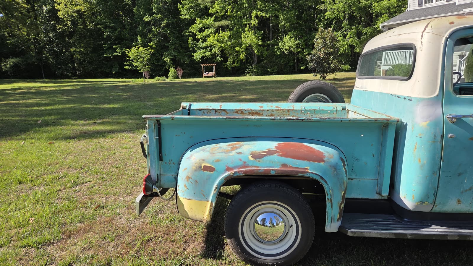 Harrison Chicken Farm F-100 photo 3